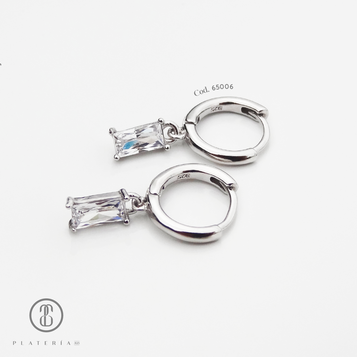 HUGGIE RODINADO DIJE BAGUETTE PLATA.925