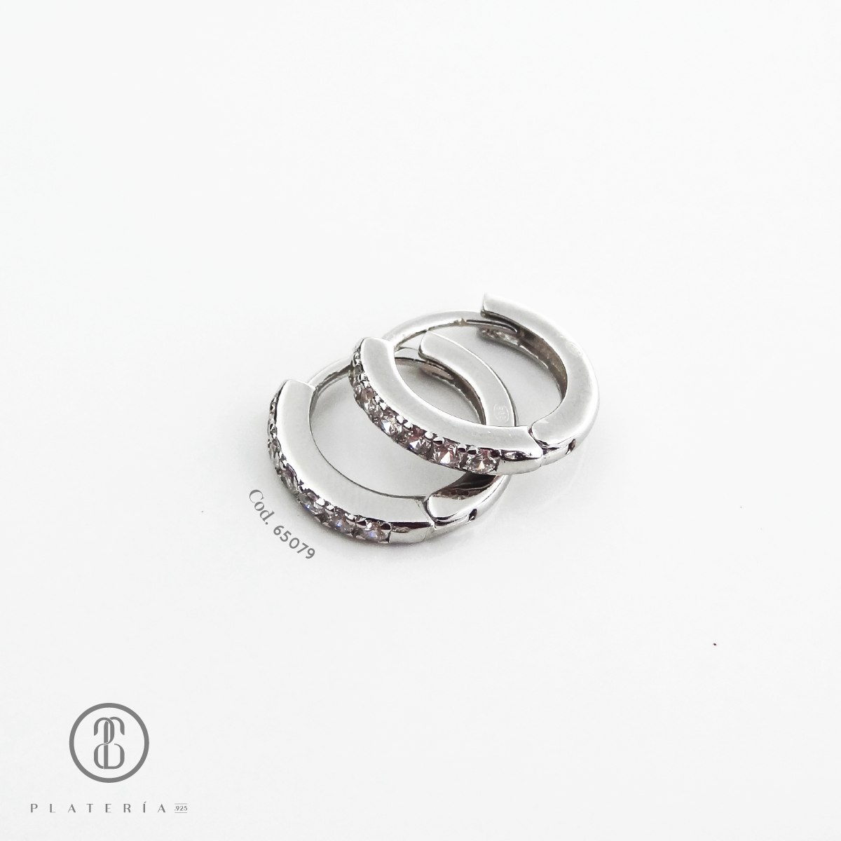 HUGGIE RODINADO PAVE 12MM PLATA.925