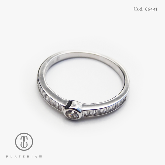 ANILLO RODINADO CHISPA BISELADA PLATA.925