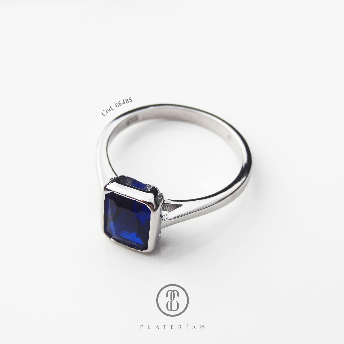 ANILLO RODINADO ZIRCON CUADRADO AZUL PLATA.925
