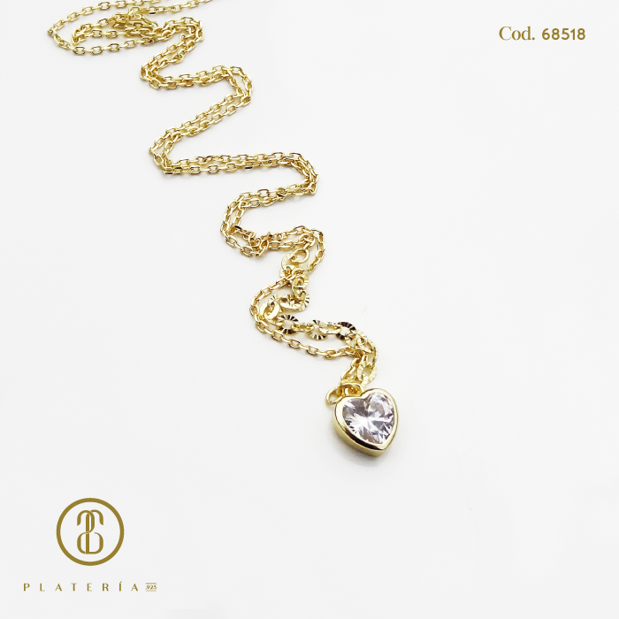 GARGANTILLA CORAZON BISELADO DORADO BAÑO 14K PLATA.925