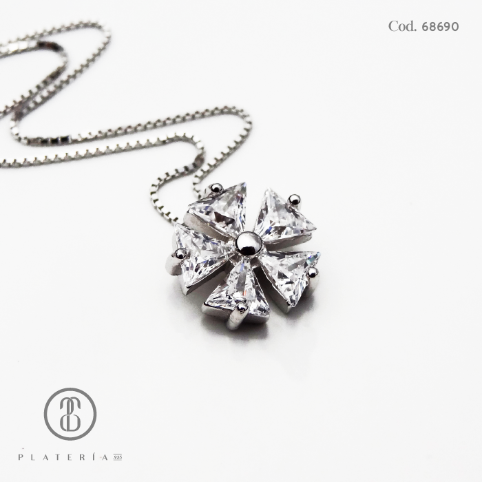 JUEGO RODINADO FLOR ZIRCON PLATA.925