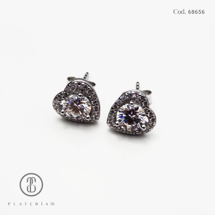 ARETE MOISSANITA DIAMANTE 5MM CORAZON PLATA.925