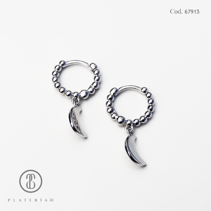 HUGGIE RODINADO BOLITAS CON DIJE DE LUNA PLATA.925