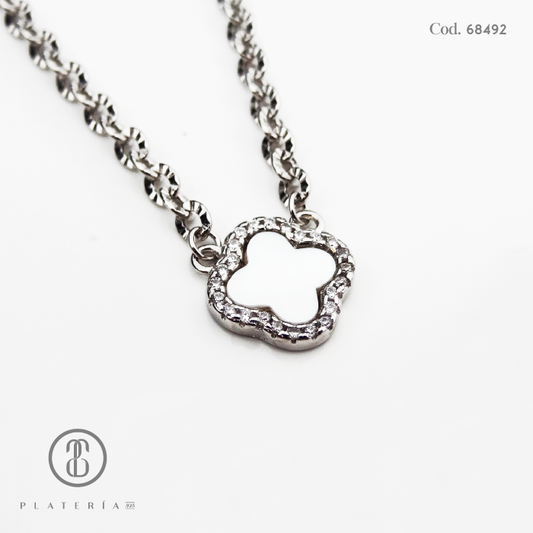 GARGANTILLA RODINADA TREBOL NACAR DIAMANTADA PLATA.925