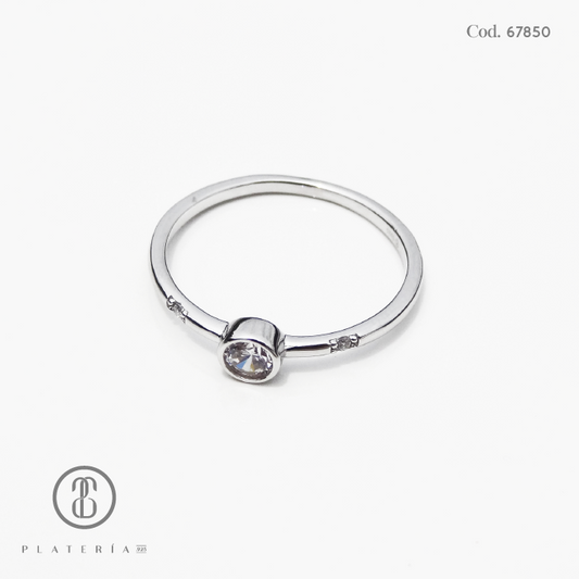 ANILLO RODINADO ZIRCON BISELADO PLATA.925