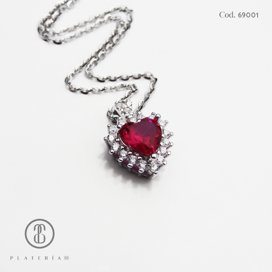 JUEGO RODINADO CORAZON COLOR RUBI PLATA.925