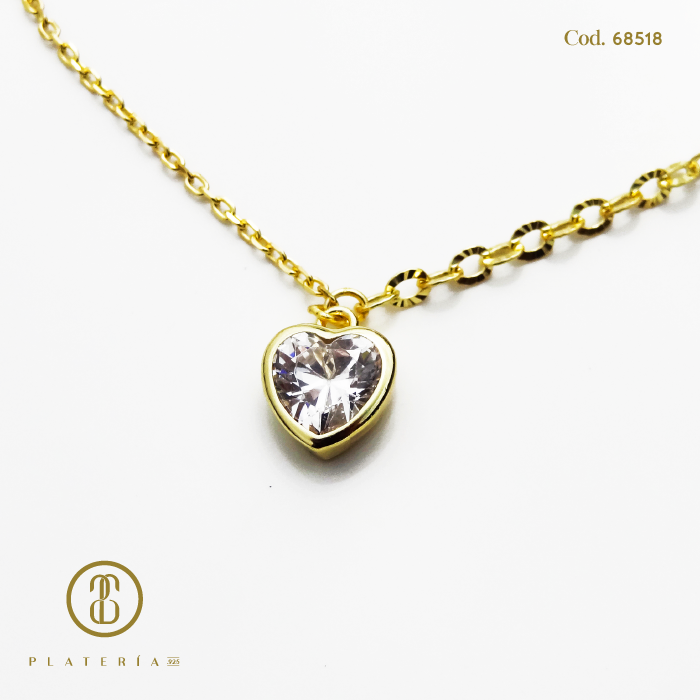 GARGANTILLA CORAZON BISELADO DORADO BAÑO 14K PLATA.925