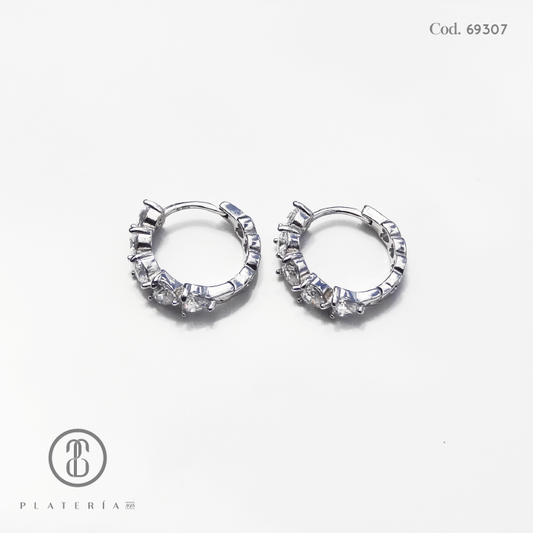 HUGGIE RODINADO CORAZONES ZIRCON 14MM PLATA.925