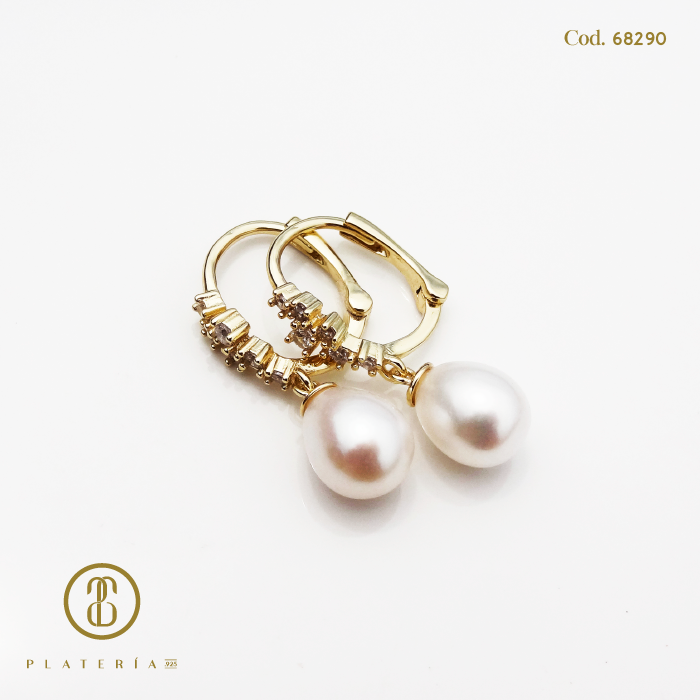 HUGGIE DORADO BAÑO 14K PERLA CULTIVADA PLATA.925