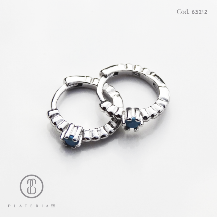 HUGGIE RODINADO PIEDRA CELESTE PLATA.925