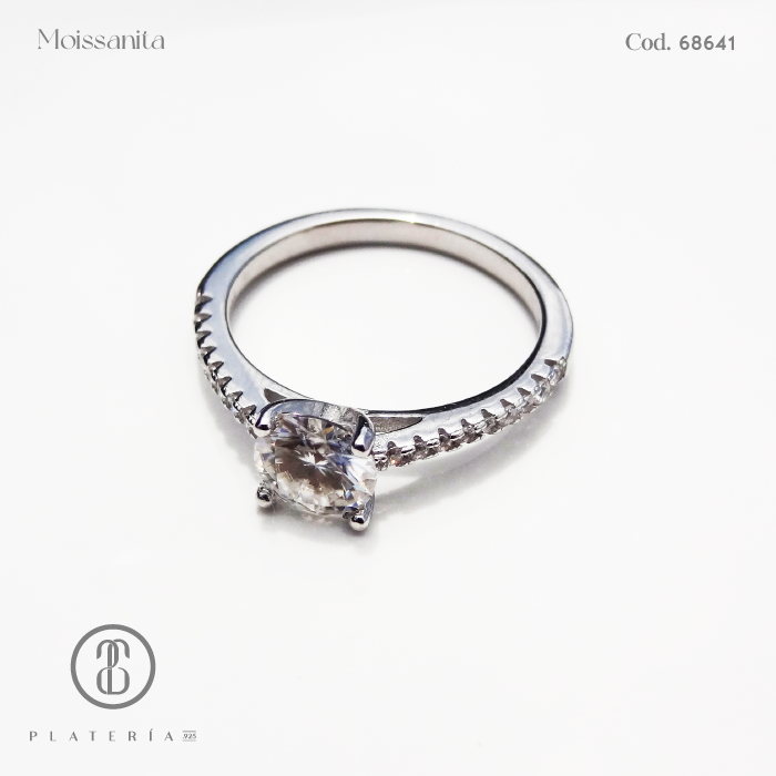 ANILLO MOISSANITA 6.5MM PLATA.925