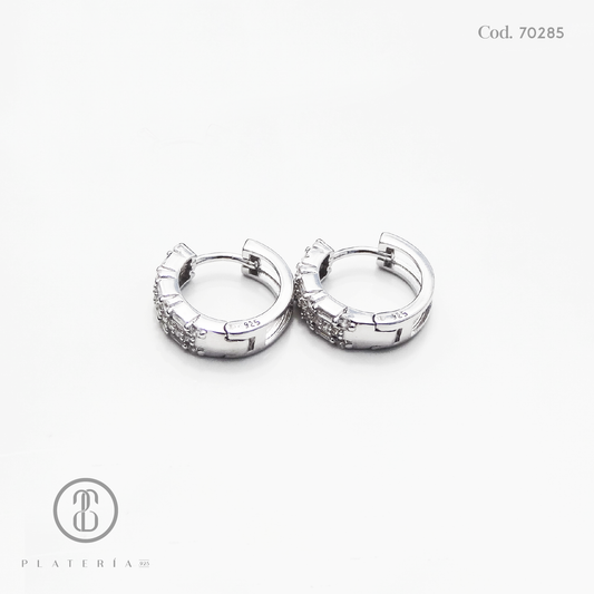 HUGGIE RODINADO 13MM BAGUETTE PLATA.925