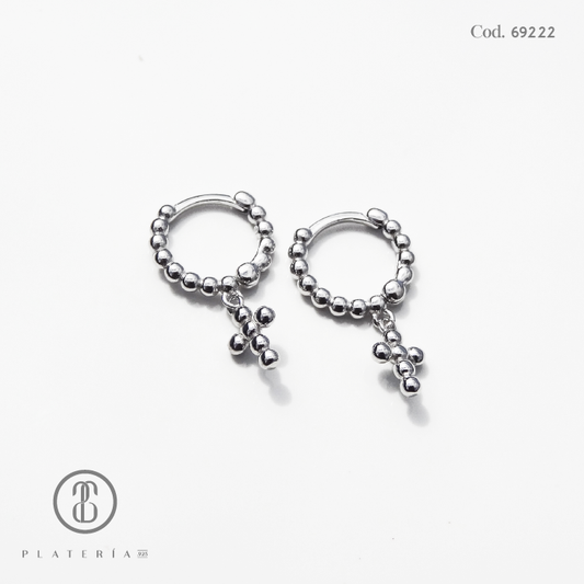 HUGGIE RODINADO BOLITAS CON DIJE CRUZ 11MM PLATA.925