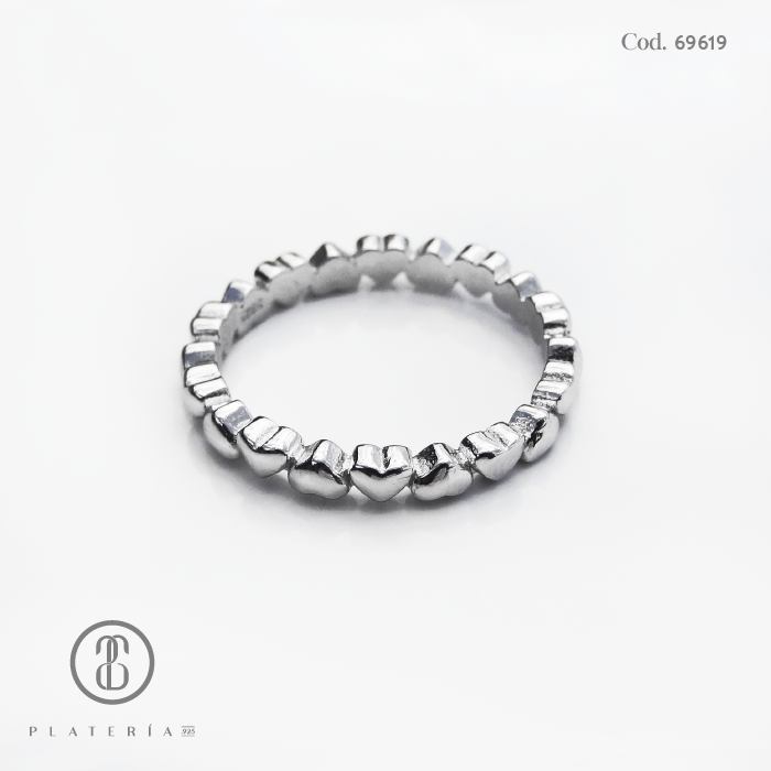 ANILLO RODINADO CINTILLO CORAZONES LISOS PLATA.925